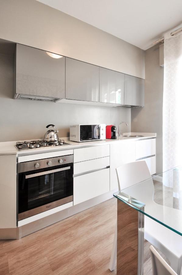 Postcard Apartment *