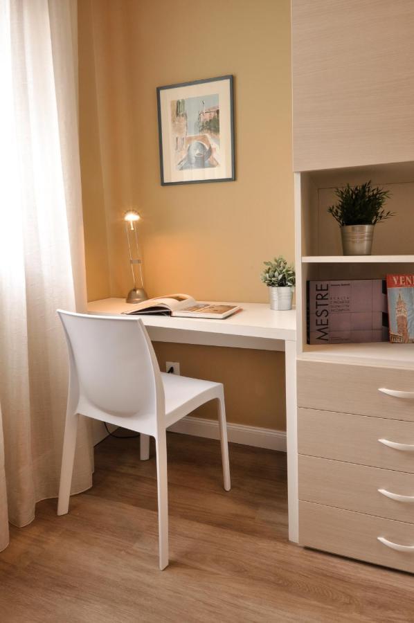 Apartment Postcard Mestre